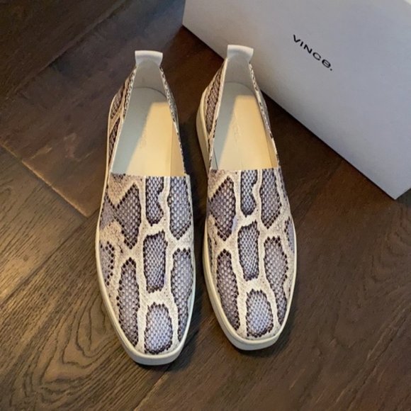 NIB ~ VINCE SAXON 2 BLUE SNAKE SLIP ON SNEAKER sz 9.5 - Picture 10 of 13